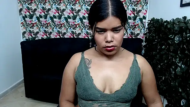 Snapshot of Wendy_Hot_ chatting on February 21, 2025, 3:34 am Wendy Hot online show from February 21, 2025, 3:34 am