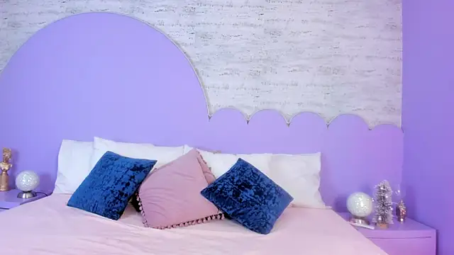 Giaa Ross online show from December 22, 2025, 7:33 pm