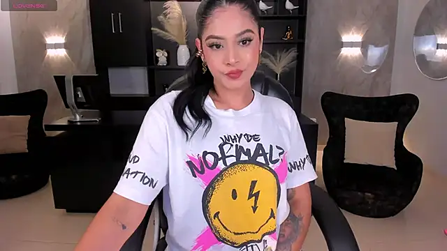 AlyssaDean online show from November 2, 2025, 12:40 pm