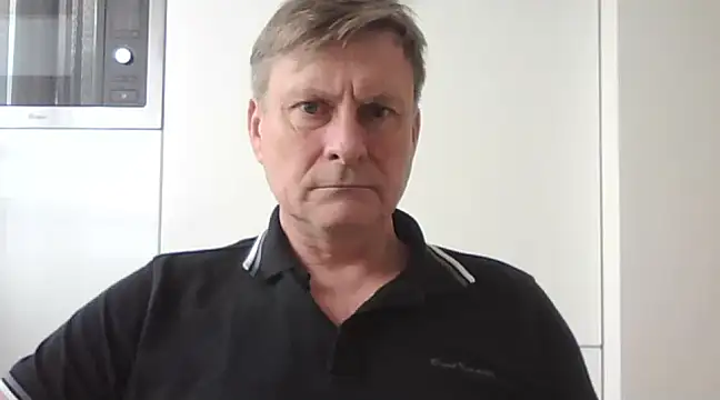 Snapshot of johnnym1 chatting on February 3, 2025, 1:08 pm johnnym1 online show from February 3, 2025, 1:08 pm