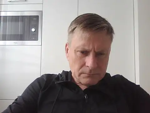 Snapshot of johnnym1 chatting on March 14, 2025, 9:14 am johnnym1 online show from March 14, 2025, 9:14 am