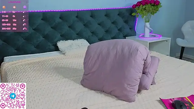 Kelly Hardy online show from March 16, 2026, 5:44 am