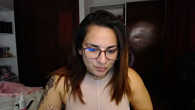 Snapshot of Amarantha_666 chatting on February 9, 2025, 10:11 pm Amarantha 666 online show from February 9, 2025, 10:11 pm