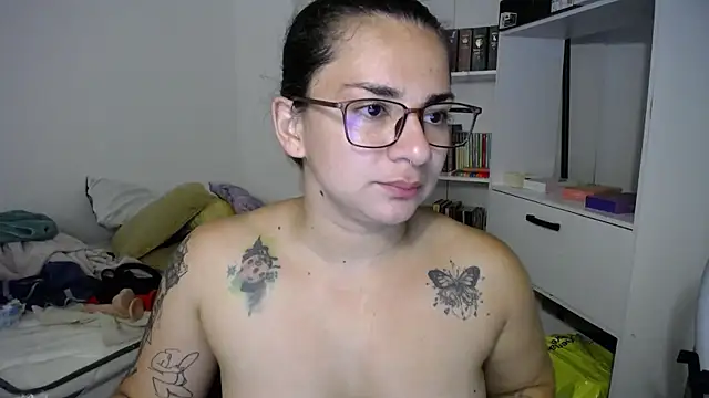 Snapshot of Amarantha_666 chatting on March 11, 2025, 1:26 am Amarantha 666 online show from March 11, 2025, 1:26 am