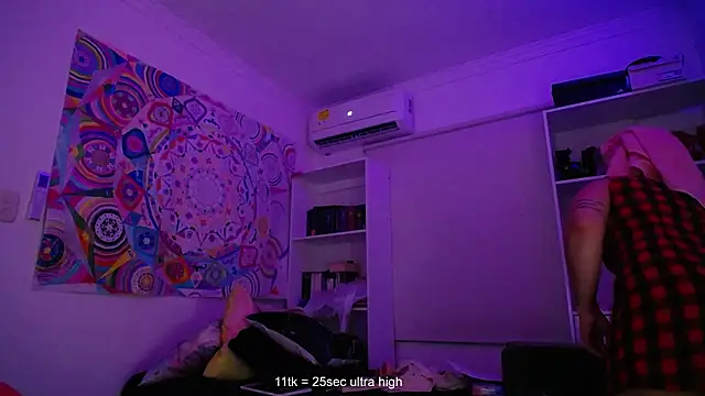 Snapshot of Amarantha_666 chatting on October 18, 2025, 9:37 pm Amarantha 666 online show from October 18, 2025, 9:37 pm