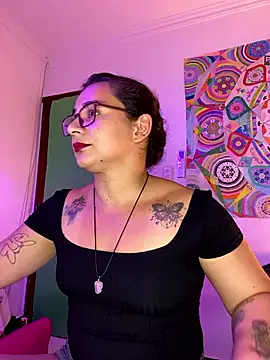 Snapshot of Amarantha_666 chatting on January 13, 2026, 12:05 am Amarantha 666 online show from January 13, 2026, 12:05 am