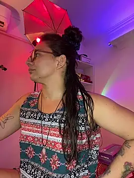 Snapshot of Amarantha_666 chatting on February 6, 2026, 10:13 pm Amarantha 666 online show from February 6, 2026, 10:13 pm