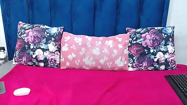 HotSmallTits online show from July 9, 2026, 7:18 pm