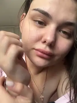 NikaMur online show from September 28, 2025, 3:01 am