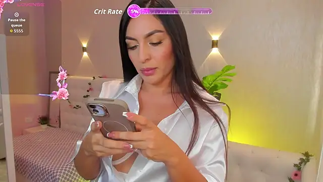 Snapshot of yourmagic_venus chatting on July 2, 2026, 10:38 pm yourmagic venus online show from July 2, 2026, 10:38 pm