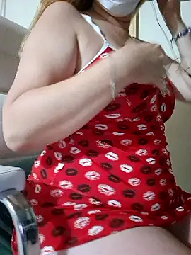 Snapshot of MILEIDE980 chatting on February 14, 2025, 11:20 pm MILEIDE980 online show from February 14, 2025, 11:20 pm