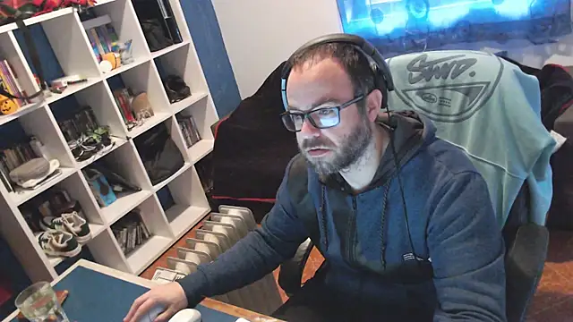 Snapshot of ravingr4d4 chatting on February 11, 2025, 9:09 am ravingr4d4 online show from February 11, 2025, 9:09 am