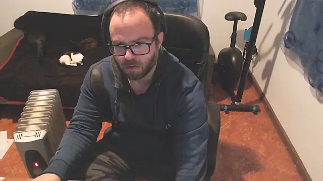 Snapshot of ravingr4d4 chatting on February 14, 2025, 10:14 pm ravingr4d4 online show from February 14, 2025, 10:14 pm