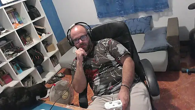 Snapshot of ravingr4d4 chatting on September 23, 2025, 8:45 pm ravingr4d4 online show from September 23, 2025, 8:45 pm