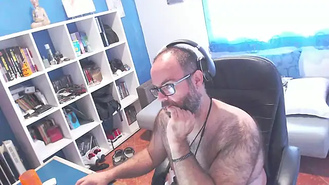 Snapshot of ravingr4d4 chatting on October 7, 2025, 9:39 am ravingr4d4 online show from October 7, 2025, 9:39 am