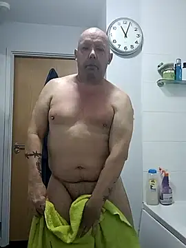 Daddycumms online show from October 1, 2025, 9:59 am