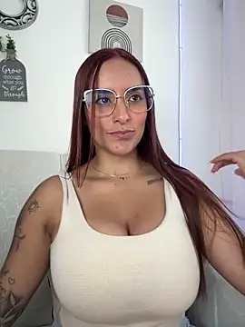 Snapshot of Seized_lust chatting on March 14, 2026, 5:18 pm Seized lust online show from March 14, 2026, 5:18 pm