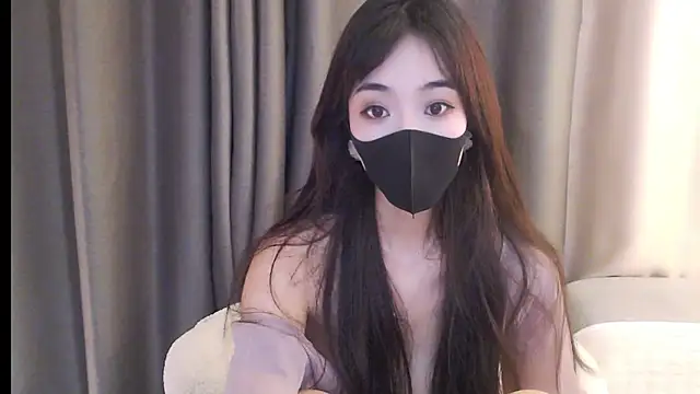 Snapshot of Duludulu_007 chatting on September 25, 2025, 6:28 am Duludulu 007 online show from September 25, 2025, 6:28 am