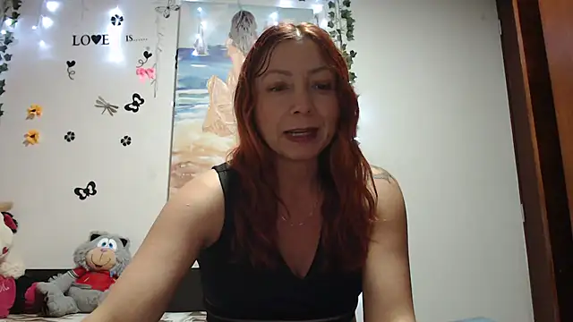 malusexy33 online show from March 21, 2025, 4:49 am