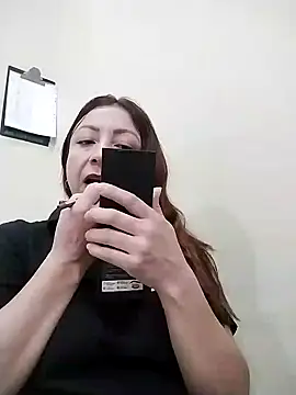 malusexy33 online show from October 31, 2025, 6:31 pm