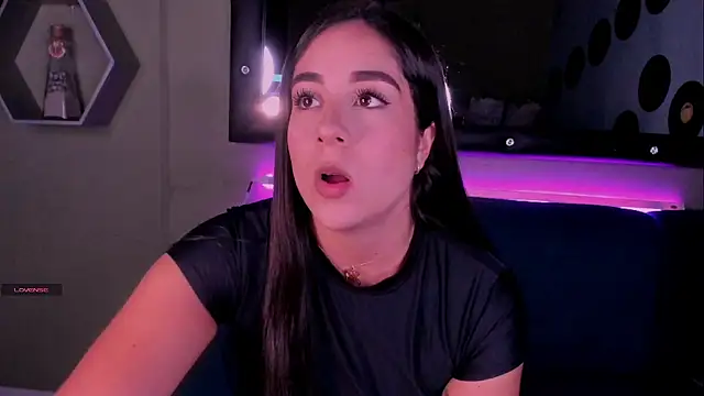 Snapshot of Sussy_Bell01 chatting on January 30, 2025, 8:21 pm Sussy Bell01 online show from January 30, 2025, 8:21 pm