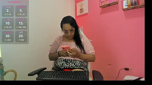 Snapshot of Tita_dirty chatting on February 15, 2025, 2:15 am Tita dirty online show from February 15, 2025, 2:15 am