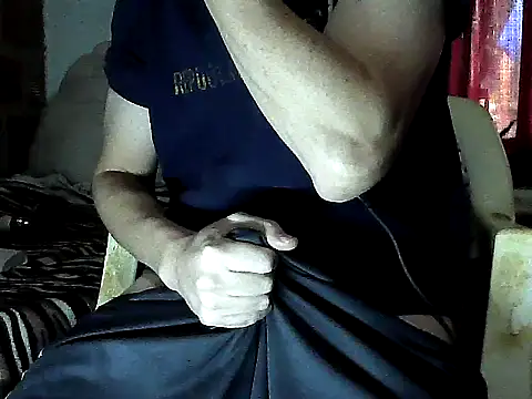 Snapshot of espartano_Arg30 chatting on May 10, 2026, 4:45 pm espartano Arg30 online show from May 10, 2026, 4:45 pm