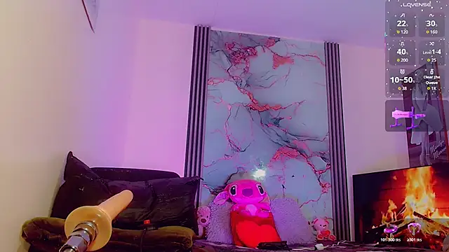  ChanellR  online show from November 24, 2025, 7:13 pm