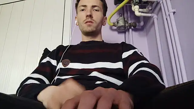  Hocthus  online show from March 13, 2025, 3:50 pm