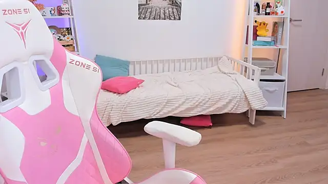 Snapshot of Lily_Young chatting on March 1, 2025, 7:19 am Lily Young online show from March 1, 2025, 7:19 am