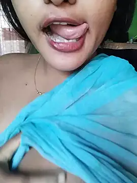 Snapshot of Kotha_-Moni chatting on December 28, 2024, 10:36 am Kotha -Moni online show from December 28, 2024, 10:36 am