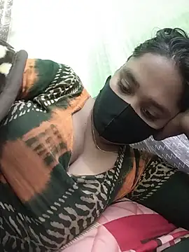 Snapshot of Kotha_-Moni chatting on January 5, 2025, 1:56 am Kotha -Moni online show from January 5, 2025, 1:56 am