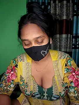 Snapshot of Kotha_-Moni chatting on December 15, 2025, 1:37 pm Kotha -Moni online show from December 15, 2025, 1:37 pm