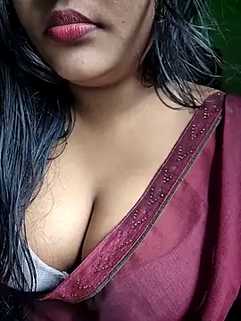 Snapshot of Kotha_-Moni chatting on July 1, 2026, 8:16 am Kotha -Moni online show from July 1, 2026, 8:16 am