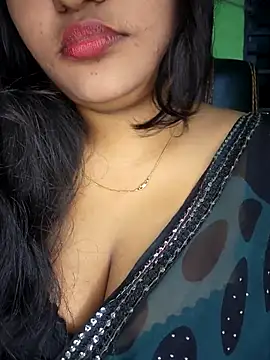 Snapshot of Kotha_-Moni chatting on July 15, 2026, 3:28 pm Kotha -Moni online show from July 15, 2026, 3:28 pm