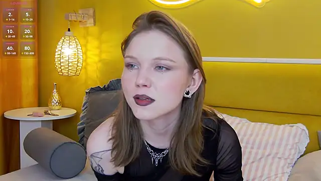 lessysweety online show from February 20, 2026, 3:47 am