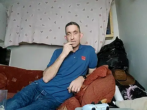 Snapshot of irishtommy1986 chatting on July 26, 2026, 8:27 pm irishtommy1986 online show from July 26, 2026, 8:27 pm