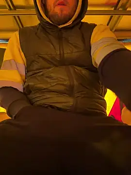 Snapshot of cussy007 chatting on February 14, 2025, 10:38 am cussy007 online show from February 14, 2025, 10:38 am