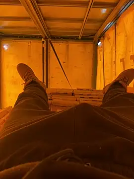 Snapshot of cussy007 chatting on February 28, 2025, 1:47 pm cussy007 online show from February 28, 2025, 1:47 pm