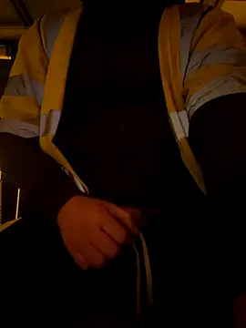 Snapshot of cussy007 chatting on December 18, 2025, 2:12 pm cussy007 online show from December 18, 2025, 2:12 pm