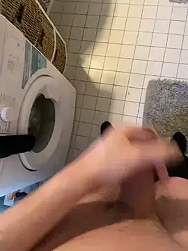 Snapshot of Ricoleckt chatting on December 8, 2024, 12:52 pm Ricoleckt online show from December 8, 2024, 12:52 pm