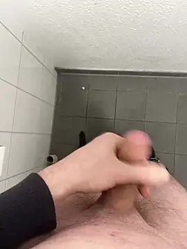 Snapshot of Ricoleckt chatting on January 15, 2025, 9:45 am Ricoleckt online show from January 15, 2025, 9:45 am