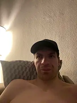 Snapshot of Ricoleckt chatting on January 18, 2025, 1:08 am Ricoleckt online show from January 18, 2025, 1:08 am