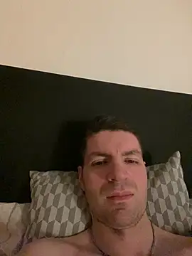 Snapshot of Ricoleckt chatting on February 16, 2025, 8:22 pm Ricoleckt online show from February 16, 2025, 8:22 pm