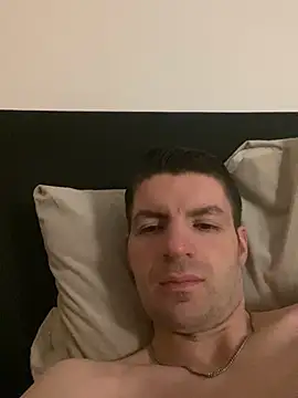 Snapshot of Ricoleckt chatting on February 22, 2025, 11:57 pm Ricoleckt online show from February 22, 2025, 11:57 pm