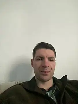 Snapshot of Ricoleckt chatting on February 23, 2025, 4:02 pm Ricoleckt online show from February 23, 2025, 4:02 pm