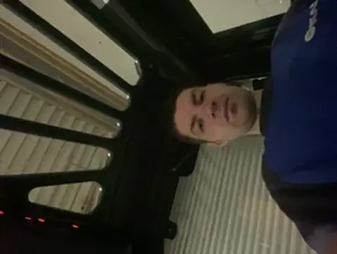 Snapshot of Ricoleckt chatting on February 24, 2025, 9:32 am Ricoleckt online show from February 24, 2025, 9:32 am