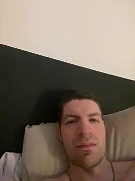 Snapshot of Ricoleckt chatting on February 26, 2025, 7:20 am Ricoleckt online show from February 26, 2025, 7:20 am