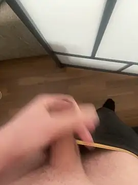 Snapshot of Ricoleckt chatting on March 1, 2025, 9:18 am Ricoleckt online show from March 1, 2025, 9:18 am