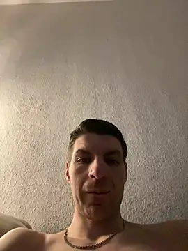 Snapshot of Ricoleckt chatting on March 3, 2025, 9:59 pm Ricoleckt online show from March 3, 2025, 9:59 pm